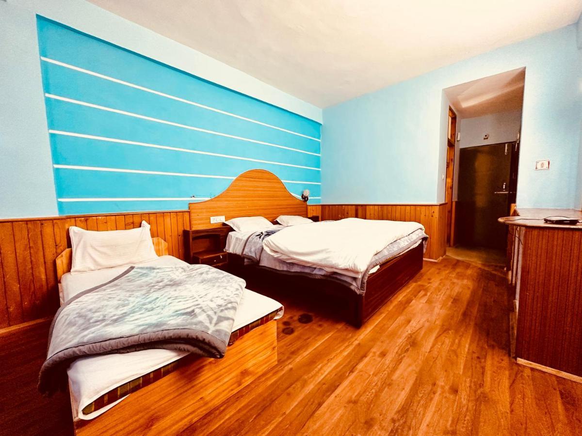 Hotel D Kanchan Manali ภายนอก รูปภาพ