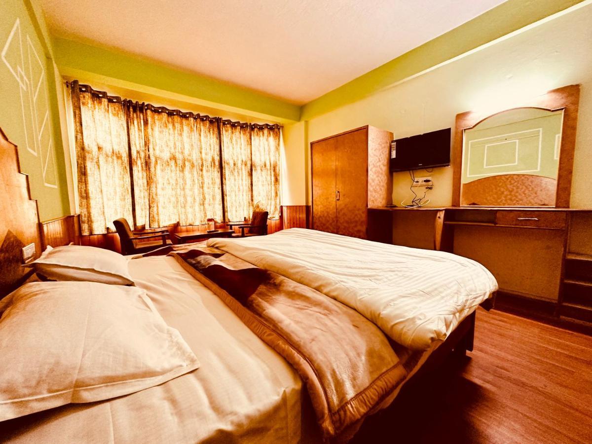 Hotel D Kanchan Manali ภายนอก รูปภาพ